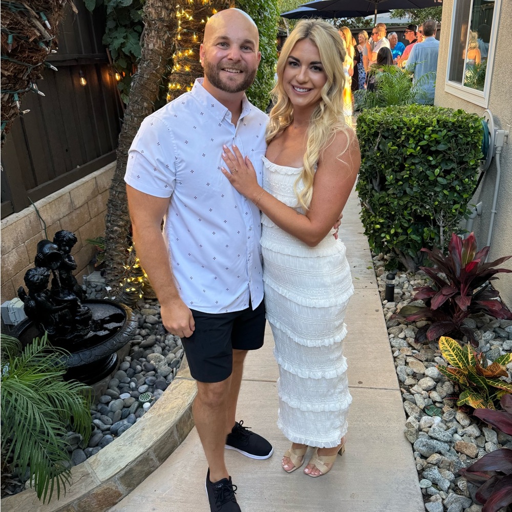 White Lace Sleeveless Dress